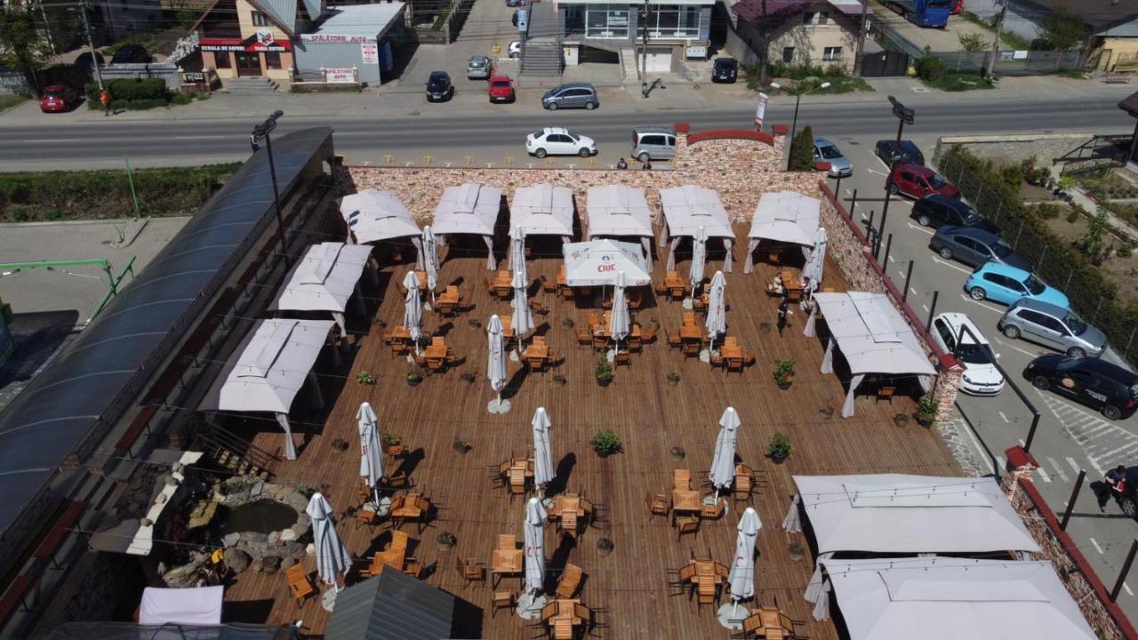 Complex Ramiro Hotel Suceava Exterior photo