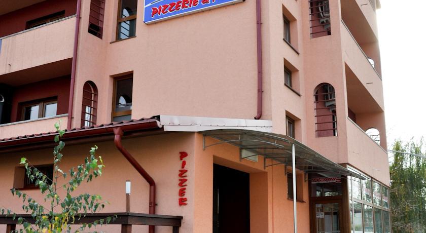 Complex Ramiro Hotel Suceava Exterior photo