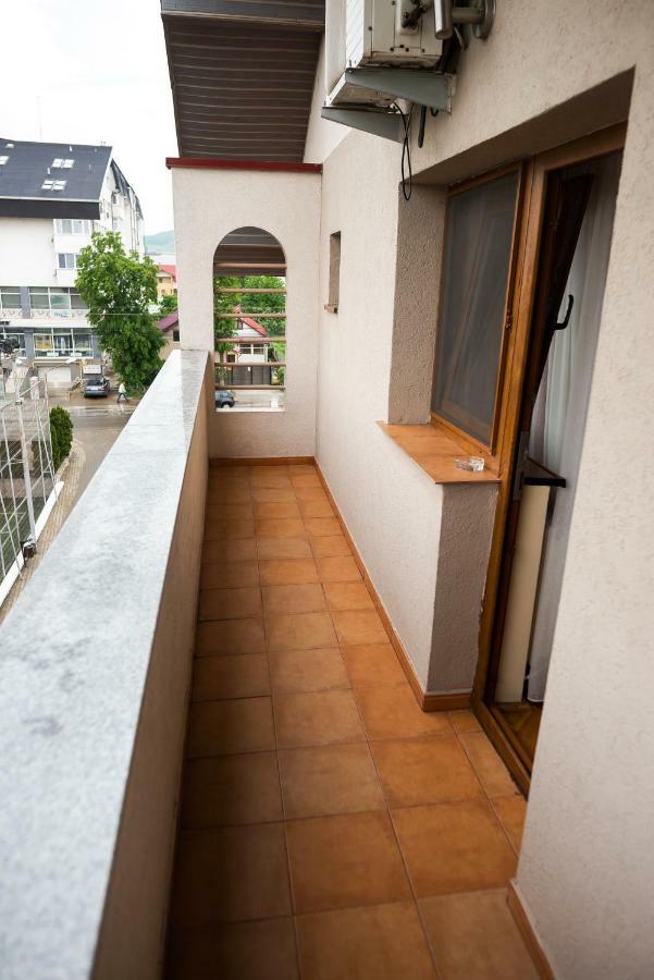 Complex Ramiro Hotel Suceava Exterior photo